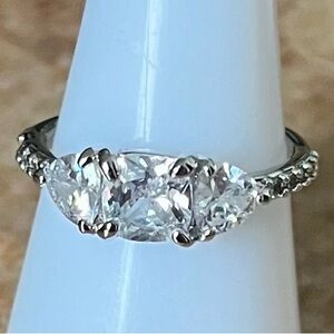 Bomb Party RETRO RBP3173 Growing Glamorous Diamond CZ Ring